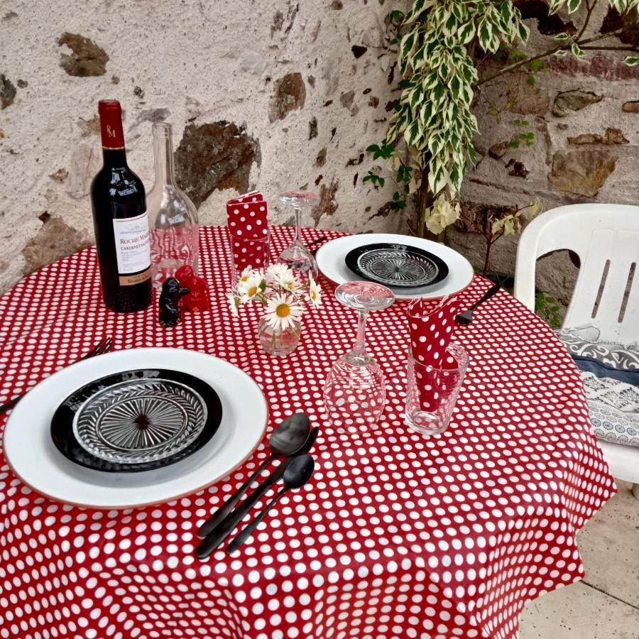 Bed and Breakfast Les Cerisiere Cheffois Exterior foto